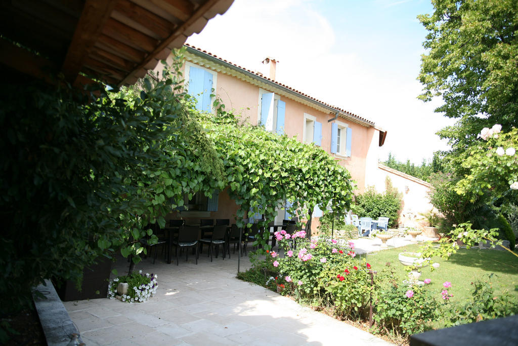 Mas Des Sources Hotel Visan Exterior photo